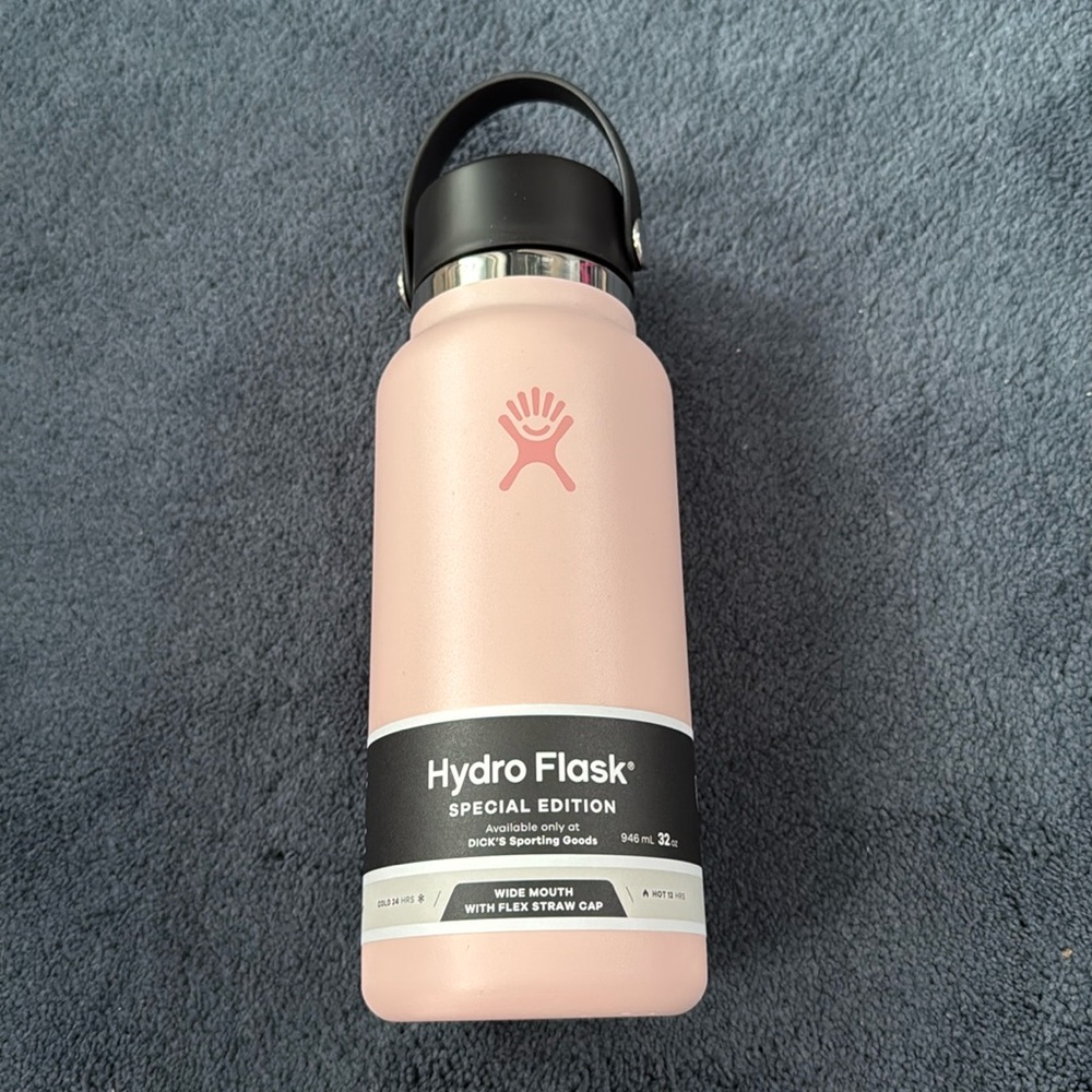 Hydroflask Dogwood 32 oz Limited Edition Wide Mouth w/Flex Straw Cap **LAST ONE*